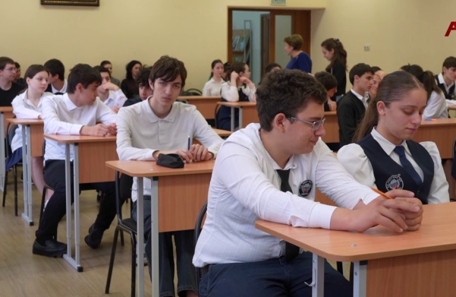 Более 400 учащихся со всей республики приняли участие в «Диктанте Победы», посвященном ВОВ