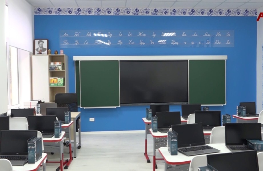 Открылись классы русского языка и литературы