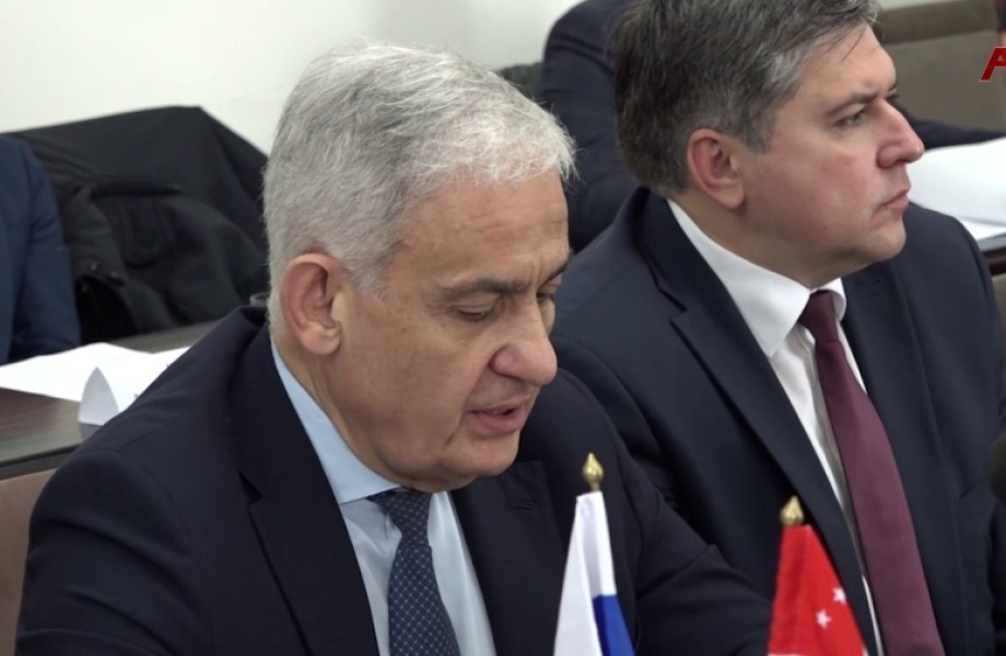 Вопросы социально-экономического сотрудничества Абхазии и России обсудили В. Делба и С. Назаров