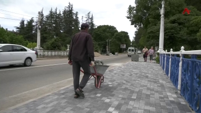 В Гагрском районе продолжаются работы по благоустройству