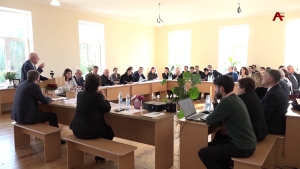 Память абхазского ученого Заура Шалашаа почтили на научной сессии в Сухуме