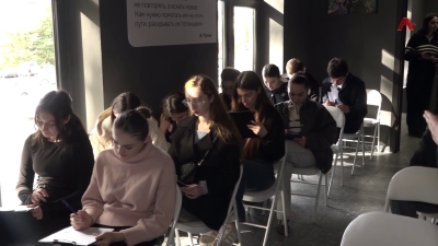 «Географический диктант» прошел в представительстве дирекции всемирного фестиваля молодёжи