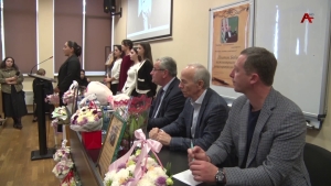 ААУ аҿы мҩапысит Аҧсны жәлар рпоет Платон Бебиа диижьҭеи 90 шықәса аҵра аҳаҭыр азы аицлабра