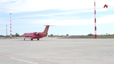 Аҟәатәи аҳаирбаӷәазаҿы итәеит аӡынтәи аамҭазы Москвеи-Аҟәеи ирыбжьоу Руслаин иатәу аҳаирплан