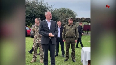 Аҧсны Арбџьармчқәа ркомандаҟаҵаҩ хада Бадра Гәынба абаталион «Горец» аветеранцәа дырҧылеит